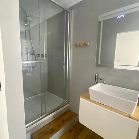 Puk Guest house *